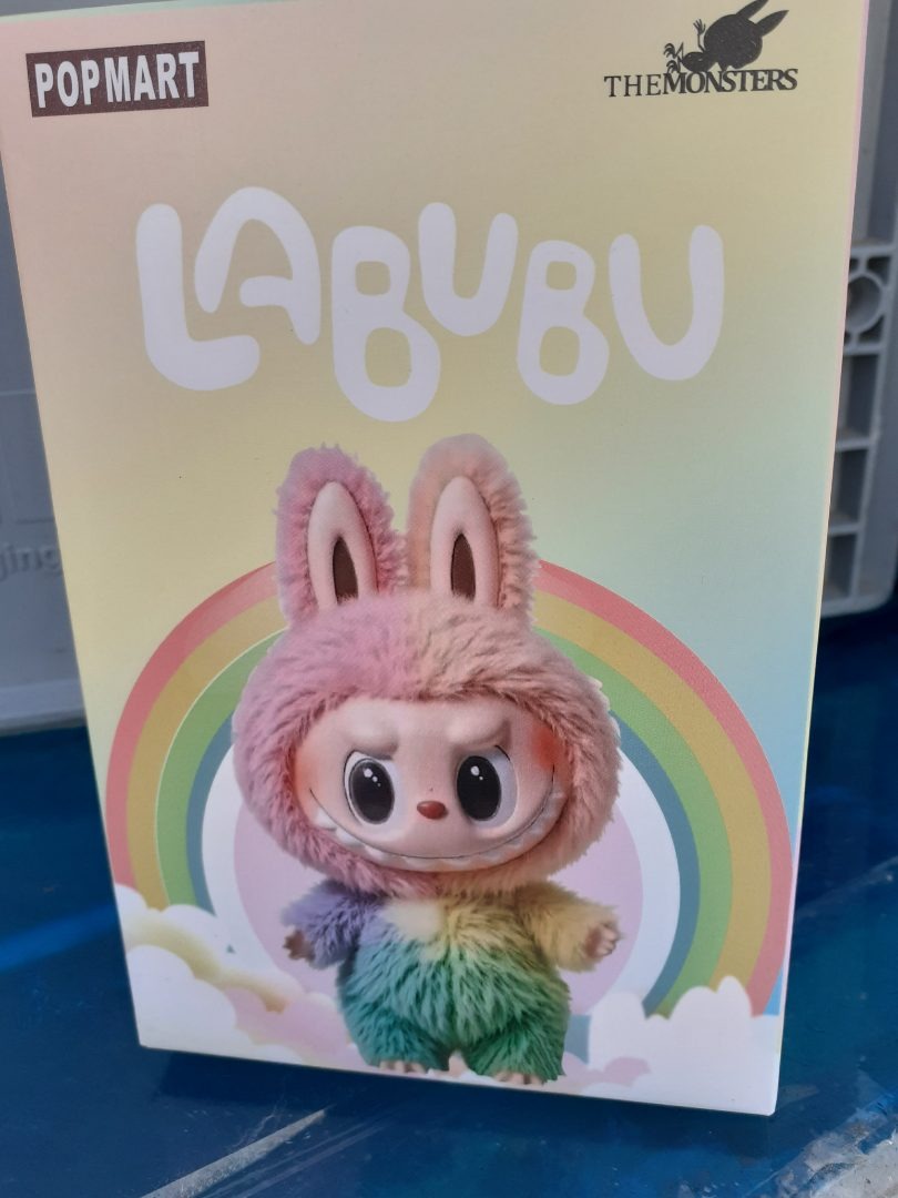 Visuel N°2 du produit rappelé : Porte-clé peluche Labubu The Monsters