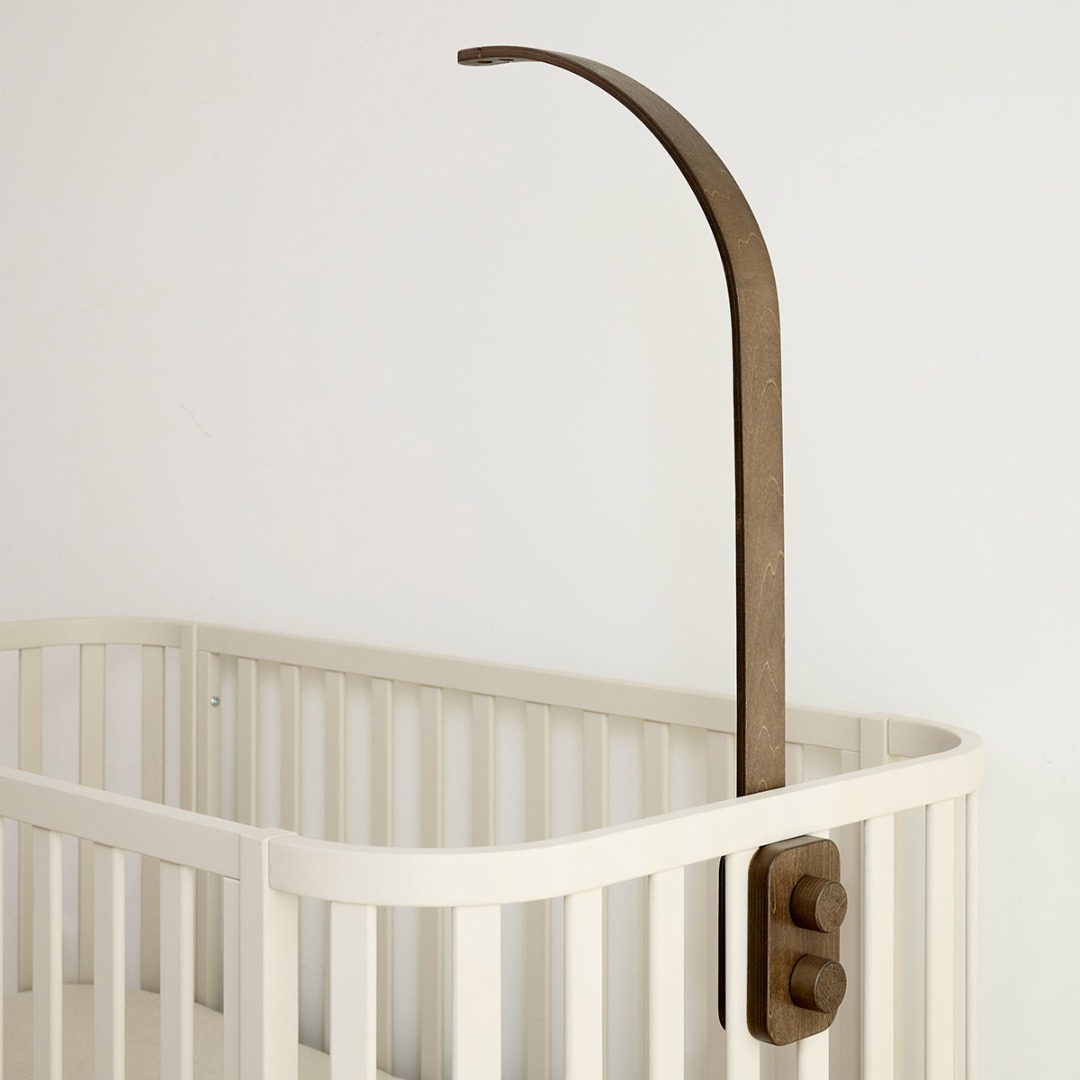 Illustration produit - Support de mobile berceau bébé en bois