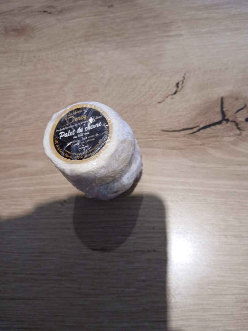 Visuel N°2 du produit rappelé : fromages fermiers  au lat cru de chevre 