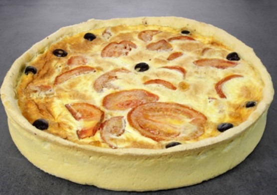 QUICHE THON TOMATE