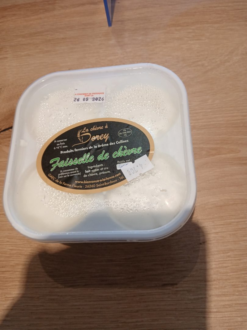 Visuel N°4 du produit rappelé : fromages fermiers  au lat cru de chevre 