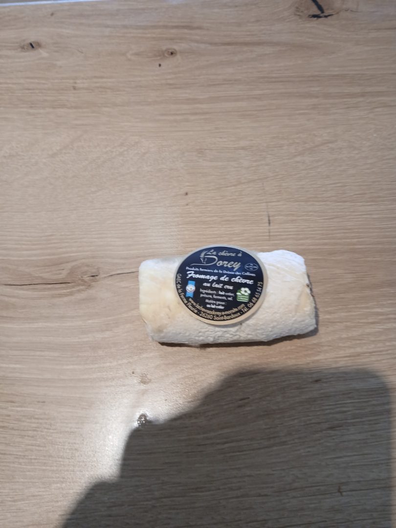 Visuel N°3 du produit rappelé : fromages fermiers  au lat cru de chevre 